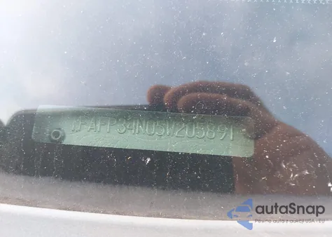 2005 Ford Focus Zx4 from USA, damaged, VIN 1FAFP34N05W205891